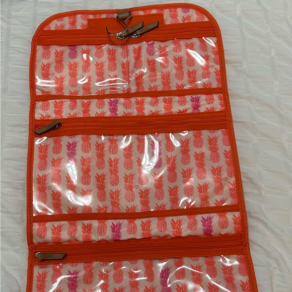 Stella and dot travel toiletry bag Pink and Orange print - Picture 3 of 4